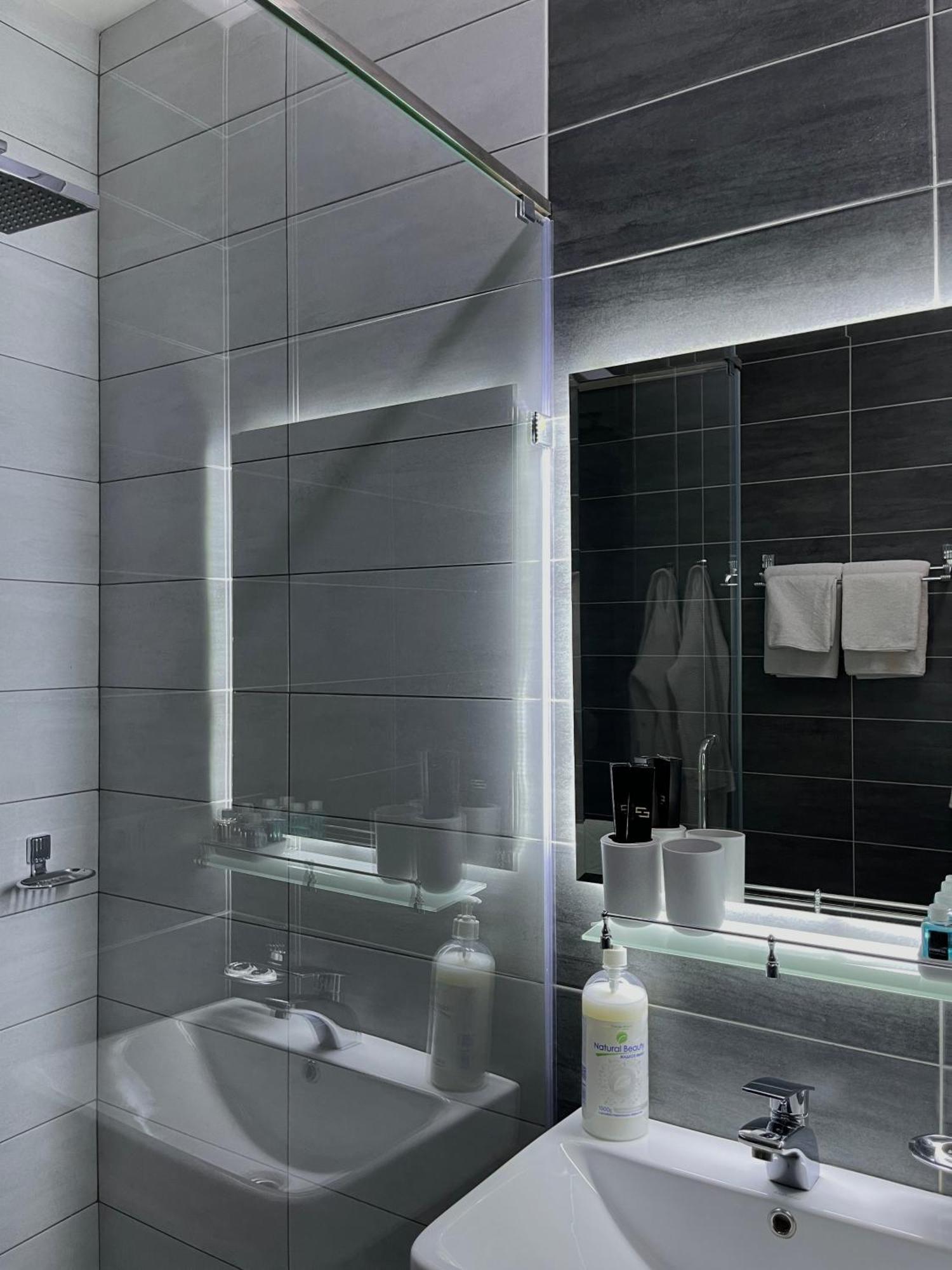 Home Boutique Hotel 塔什干 外观 照片